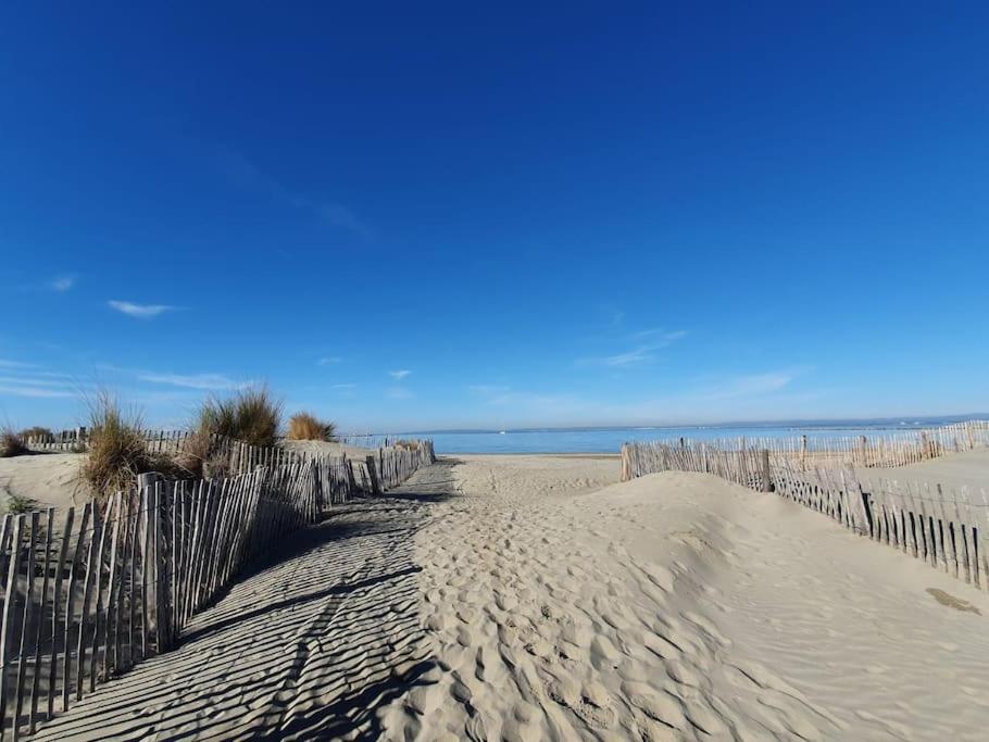 Studio Cabine 25m2 Acces Direct Plage Port Camargue Appartement *